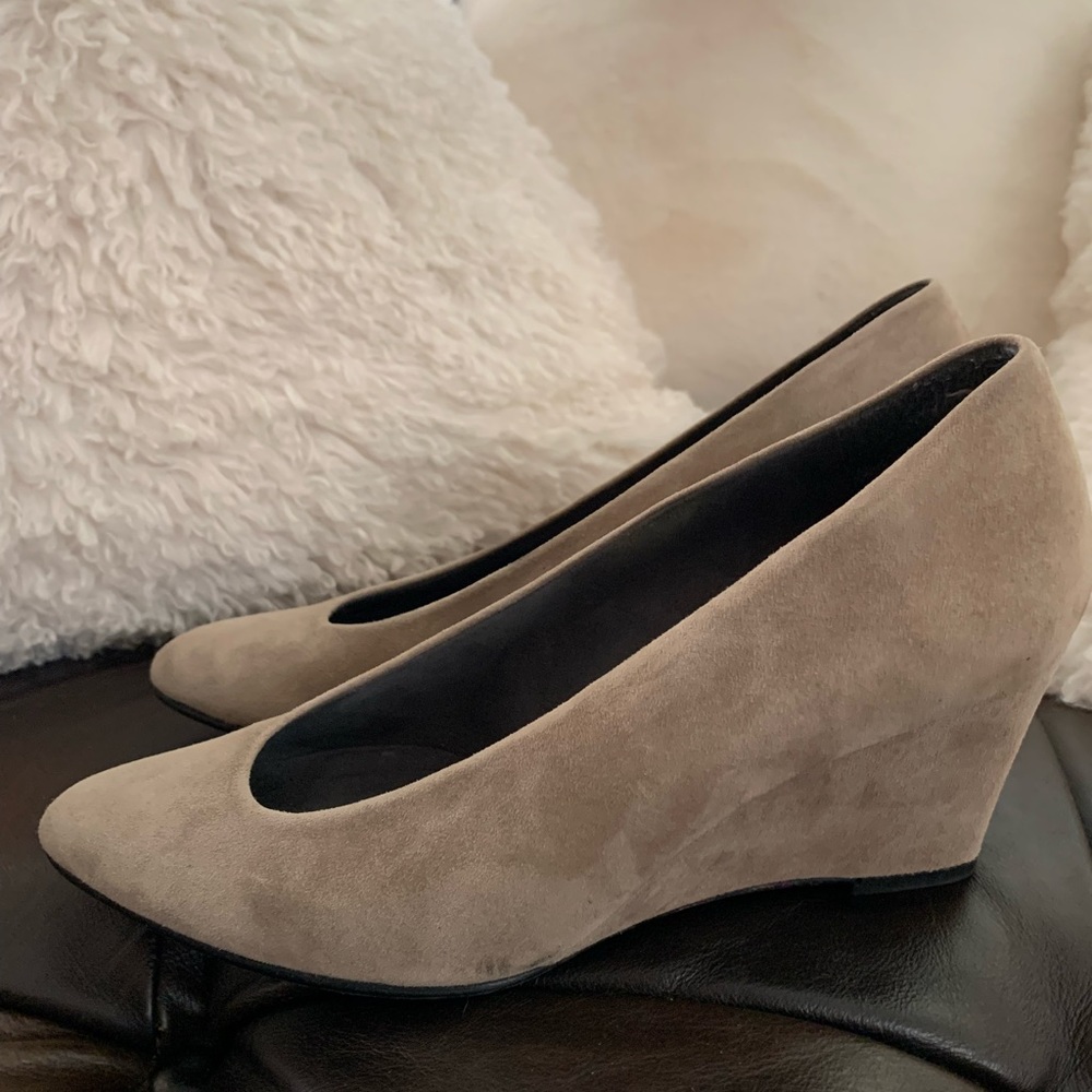 Stuart Weitzman suede wedge heels size 7